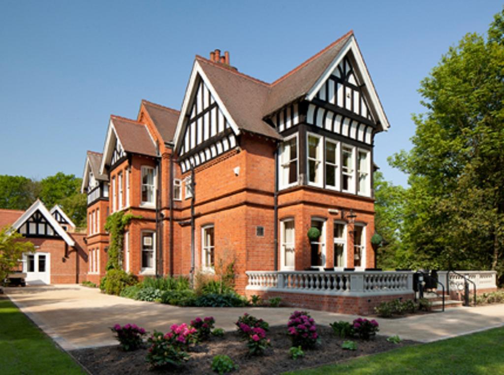 The Dower House Hotel Woodhall Spa Buitenkant foto